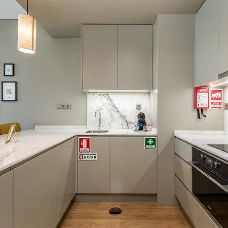 Legends House By Sweet 2*