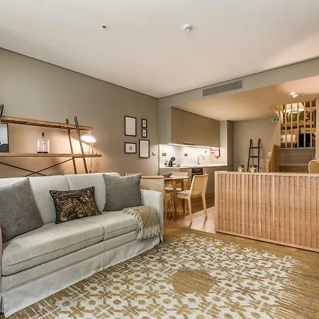 Aparthotel Legends House By Sweet 2*
