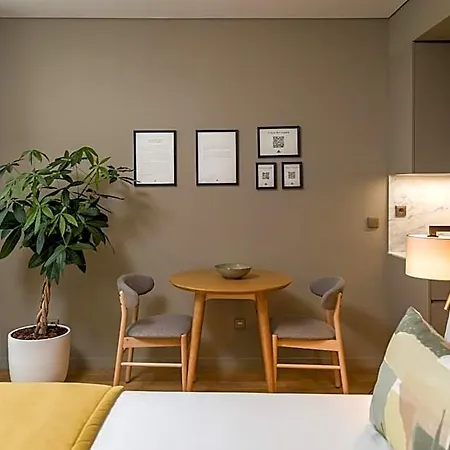 アパートホテル Legends House By Sweet 4*