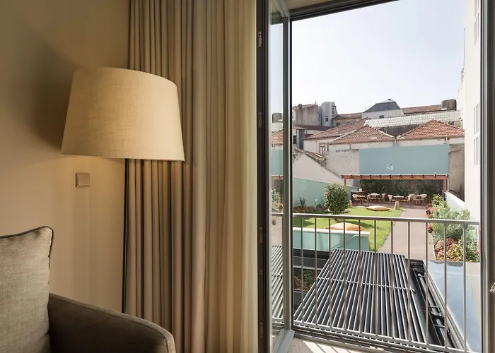 Legends House By Sweet Aparthotel 4*