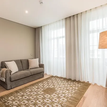 Legends House By Sweet 2*