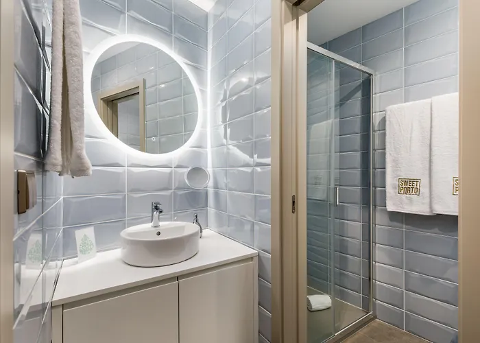 Legends House By Sweet Apartmanhotel Porto
