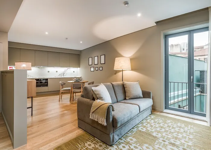 Apartmanhotel Legends House By Sweet 4*