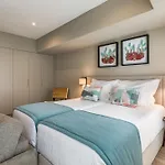 Aparthotel Legends House By Sweet