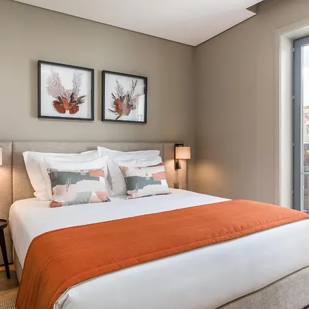 Aparthotel Legends House By Sweet 4*